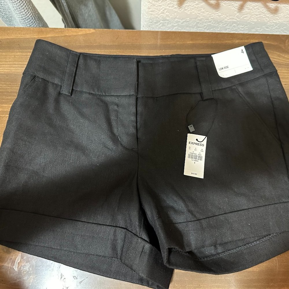GAP Low Rise size 4 Shorts